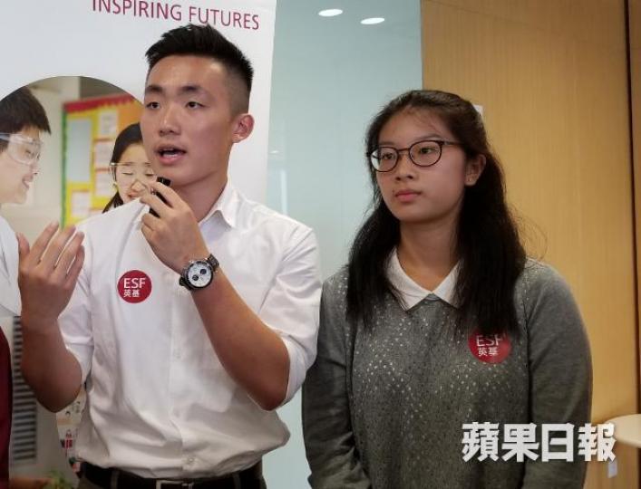 ■陳祖謙(左)及余穎詩(右)均表示,希望成為公院醫生,為香港公營醫療出一分力。羅智堅攝 ■陳祖謙(左)及余穎詩(右)均表示,希望成為公院醫生,為香港公營醫療出一分力。羅智堅攝