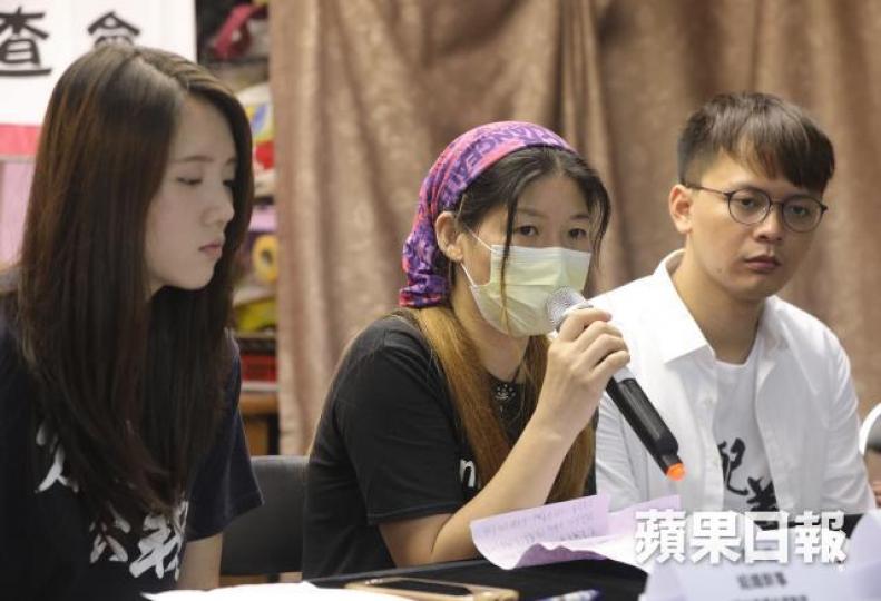 ■劏房戶陳太指每月水電費達400多元,其租約列明的水電費平均較一般高。陳海威攝 ■劏房戶陳太指每月水電費達400多元,其租約列明的水電費平均較一般高。陳海威攝