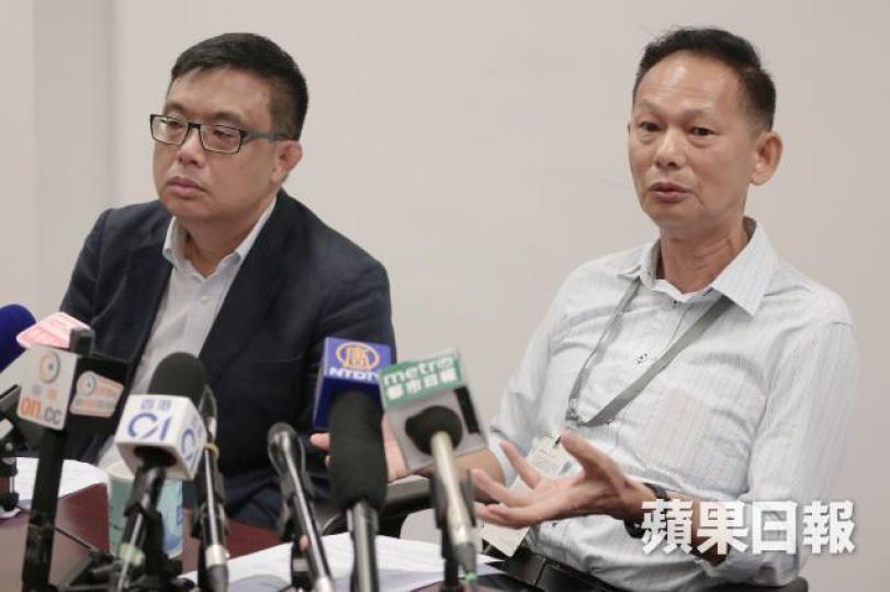 ■劉汝新(右)批評警方兩度拒絕跟進案件。何頴賢攝 ■劉汝新(右)批評警方兩度拒絕跟進案件。何頴賢攝