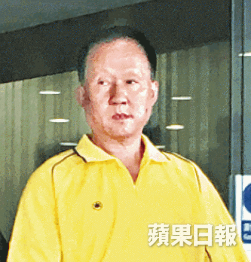 ■電車車長劉有杰承認盜竊車資候判。勞東來攝■被告被指以紙巾堵塞錢箱；圖為同類型錢箱。