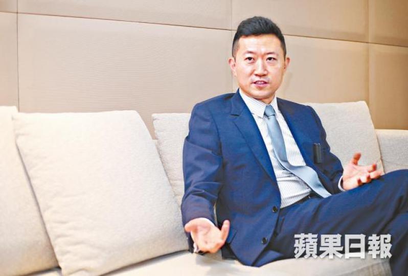 ■詹劍崙依家連藍籌股都沽清咁滯,小米都唔抽。 ■詹劍崙依家連藍籌股都沽清咁滯,小米都唔抽。