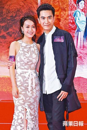 ■有指馬國明為咗黃心穎打消婚後同父母住嘅念頭。資料圖片■馬國明(左)出名孝順父母,經常陪家人周圍去。資料圖片 ■有指馬國明為咗黃心穎打消婚後同父母住嘅念頭。資料圖片■馬國明(左)出名孝順父母,經常陪家人周圍去。資料圖片
