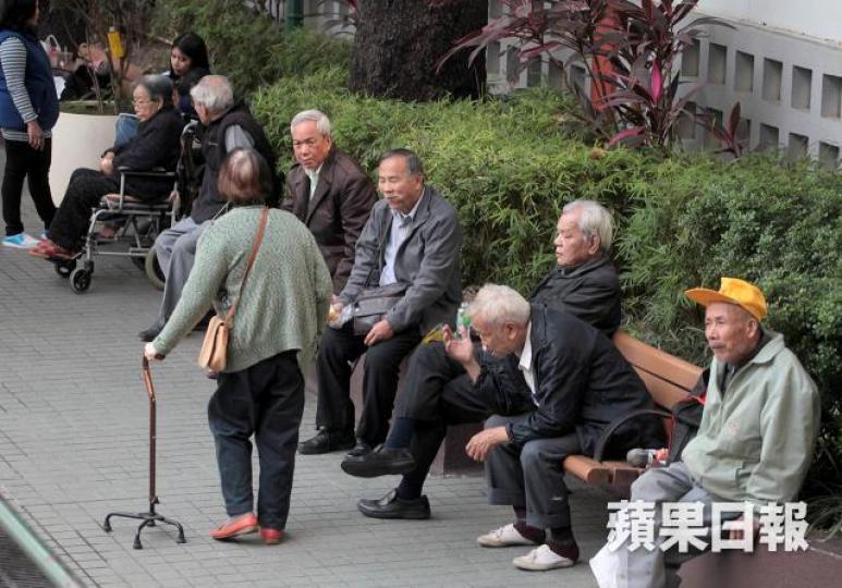 ■公共年金計劃要真正對沖長命的風險,相信要推行「漸進派息」。 資料圖片 ■公共年金計劃要真正對沖長命的風險,相信要推行「漸進派息」。 資料圖片