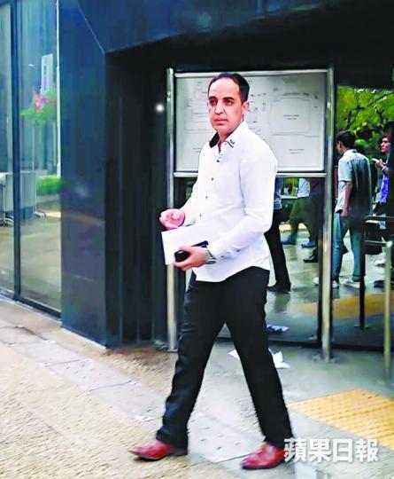 ■被告Majid Ayyaz脫罪後聲言會向警方索償。 ■被告Majid Ayyaz脫罪後聲言會向警方索償。