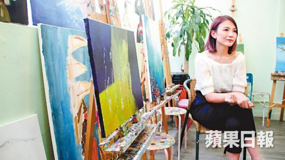 ■教畫收入不及首飾生意四分一,但Alley堅持一星期教兩日,為興趣也為減壓。 ■教畫收入不及首飾生意四分一,但Alley堅持一星期教兩日,為興趣也為減壓。