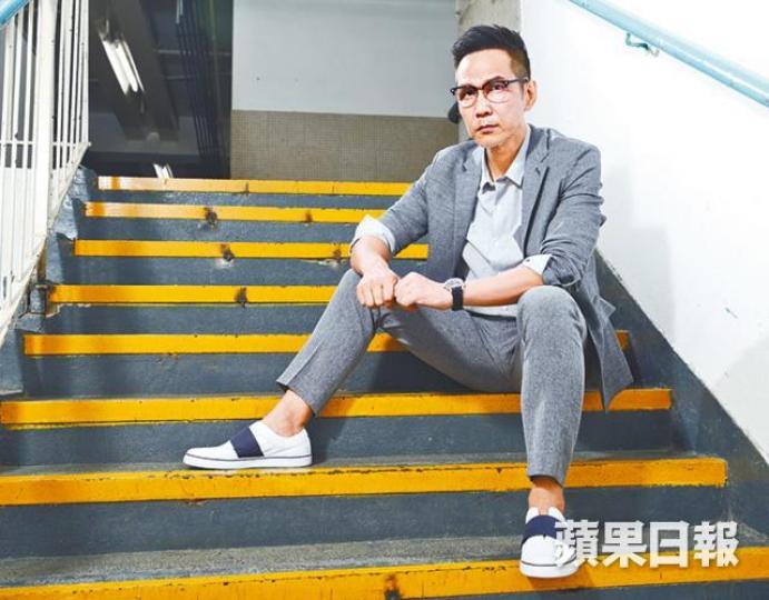 ■陳啟泰今次自己創造角色,早前喺拍攝期間玩埋留鬚去演繹黑社會大佬。■喺新劇入面,陳啟泰同王宗堯有唔少對手戲。互聯網圖片 ■陳啟泰今次自己創造角色,早前喺拍攝期間玩埋留鬚去演繹黑社會大佬。■喺新劇入面,陳啟泰同王宗堯有唔少對手戲。互聯網圖片