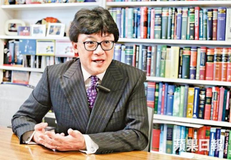 ■石永泰稱童年時經常被獨留書局,培養出閱讀興趣。 ■石永泰稱童年時經常被獨留書局,培養出閱讀興趣。