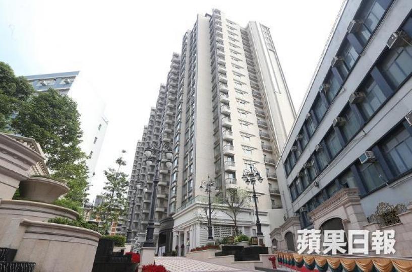 ■馬頭角君柏7座18樓A室,實用1,631方呎,四房雙套房單位,今年4月以4,463.9萬元成交。 ■馬頭角君柏7座18樓A室,實用1,631方呎,四房雙套房單位,今年4月以4,463.9萬元成交。