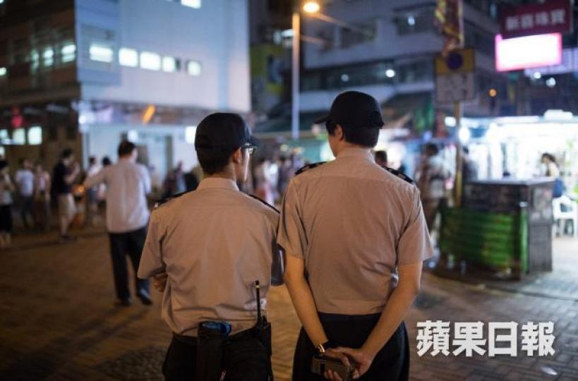 ■深水埗民建聯區議員劉佩玉曾多次要求食環署和警方聯合執法,打擊區內無牌小販。 ■深水埗民建聯區議員劉佩玉曾多次要求食環署和警方聯合執法,打擊區內無牌小販。