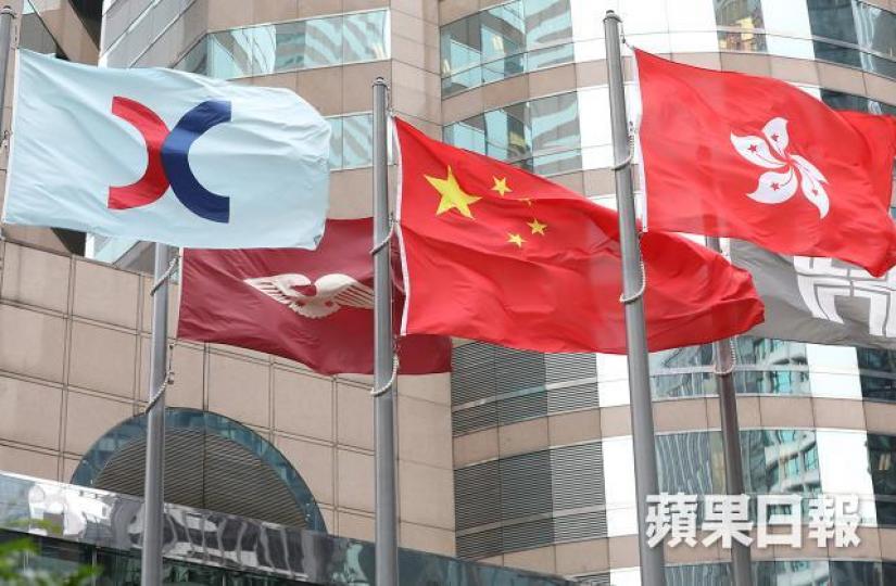 ■衍生市場大戶在7月份收回的牛熊證張數未夠數,估計餘下的7個交易天會有所行動。 資料圖片 ■衍生市場大戶在7月份收回的牛熊證張數未夠數,估計餘下的7個交易天會有所行動。 資料圖片
