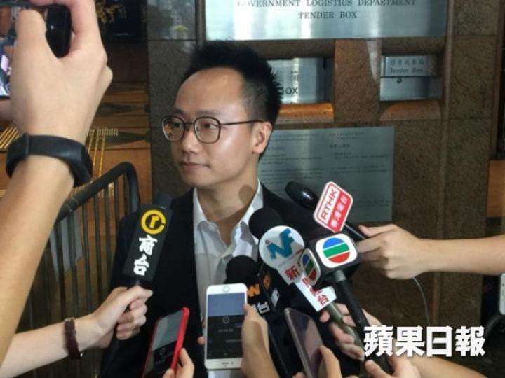 ■億京集團代表上周為公司入標粉嶺工業地。資料圖片 ■億京集團代表上周為公司入標粉嶺工業地。資料圖片