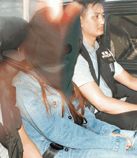 ■其中一名被捕女子。 ■其中一名被捕女子。