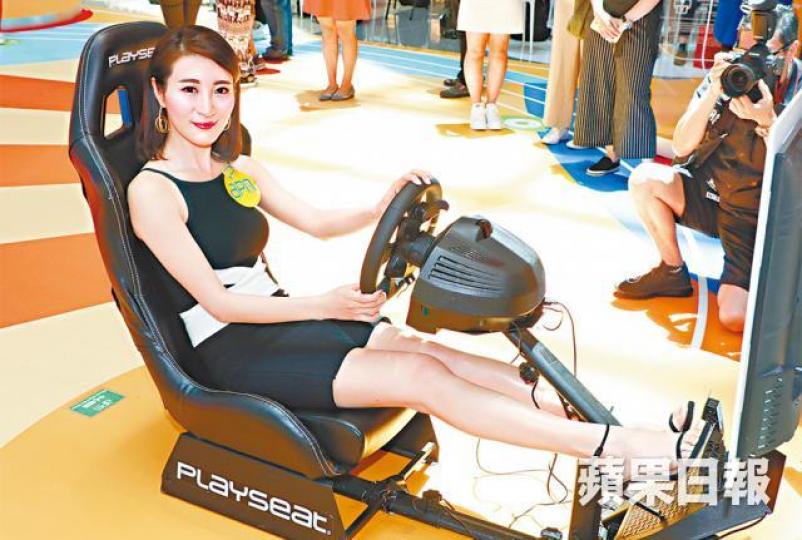 ■林夏薇避談對林峯新歡印象,只讚對方靚女。 ■林夏薇避談對林峯新歡印象,只讚對方靚女。