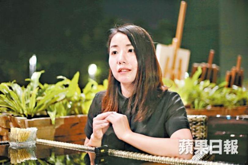 ■劉小麗盼籌款晚宴筵開30席，邀請函以「奮鬥」為題。