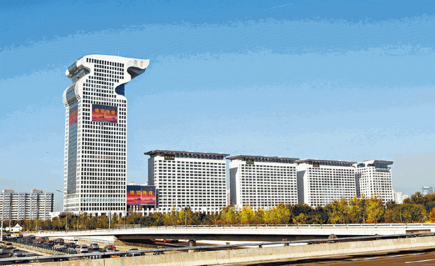 ■郭文貴旗下的盤古大觀公寓遭拍賣。■公寓用料及睡床極盡奢華。■郭文貴