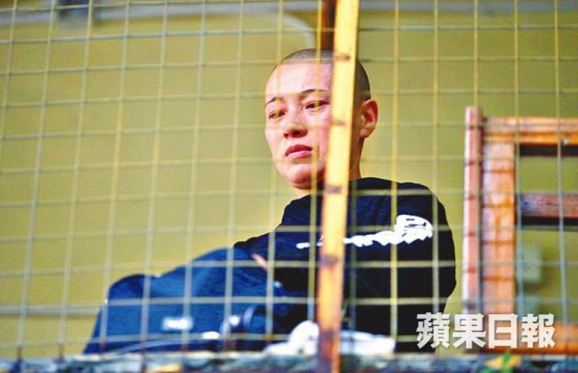 ■定慧寺遭頒令清盤當日，釋智定收拾細軟離開。資料圖片