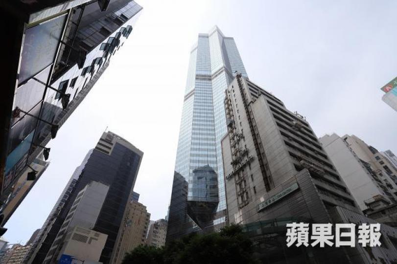 ■資深投資者蔡志忠拆售中環中心22樓全層。資料圖片 ■資深投資者蔡志忠拆售中環中心22樓全層。資料圖片