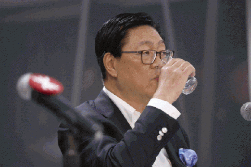 ■港鐵主席馬時亨