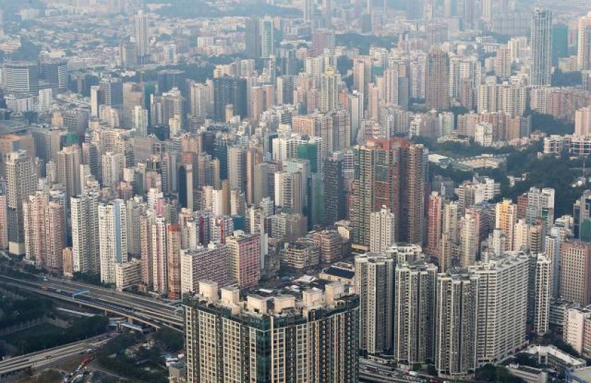 ■市場上有不少持有住宅物業的公司，以轉讓公司股權形式買賣住宅單位，避開買家印花稅和雙倍印花稅。　資料圖片