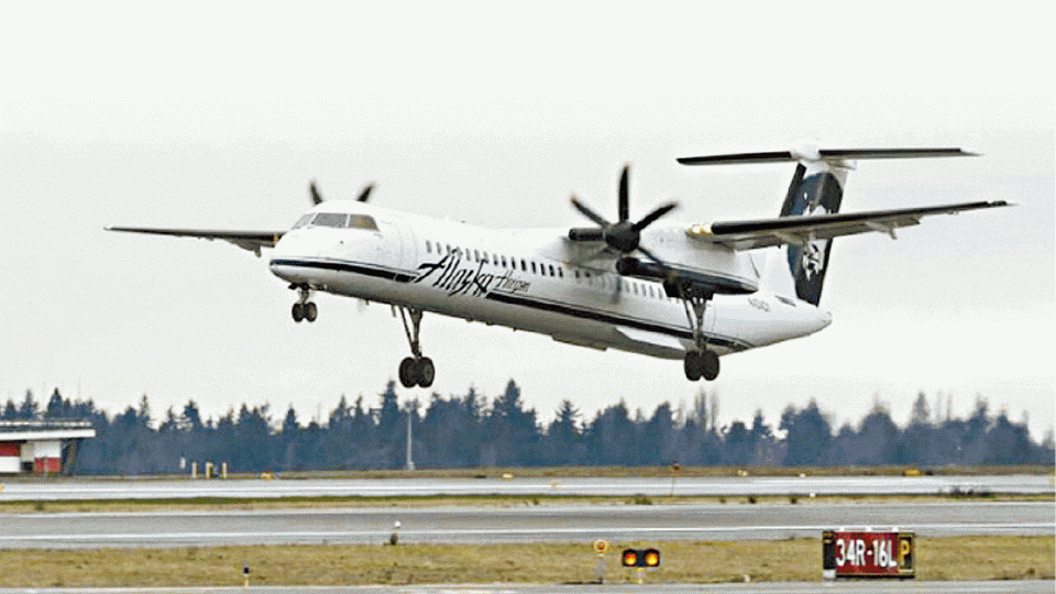 ■肇事飛機的型號為Q400雙引擎螺旋槳機。 ■肇事飛機的型號為Q400雙引擎螺旋槳機。