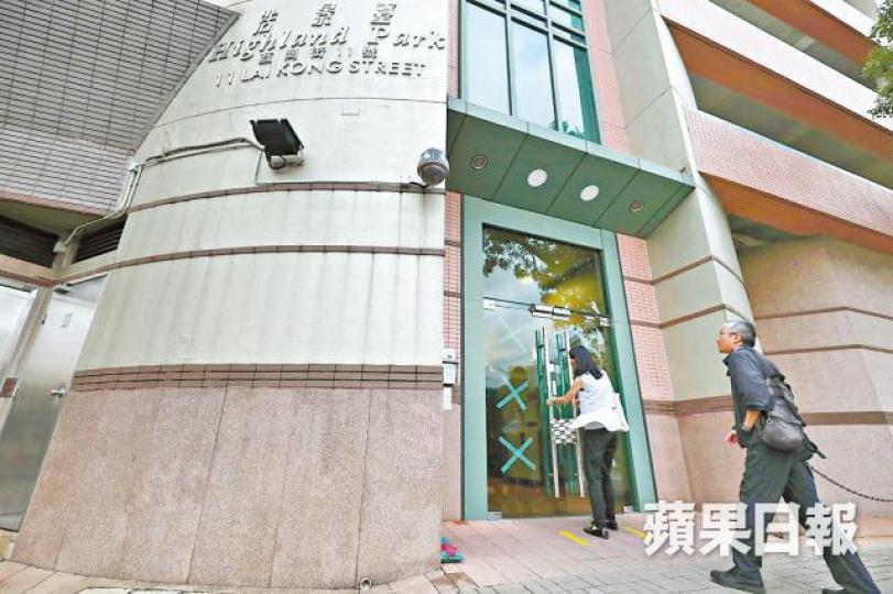 ■今年首宗登革熱患者居於荔景浩景臺。