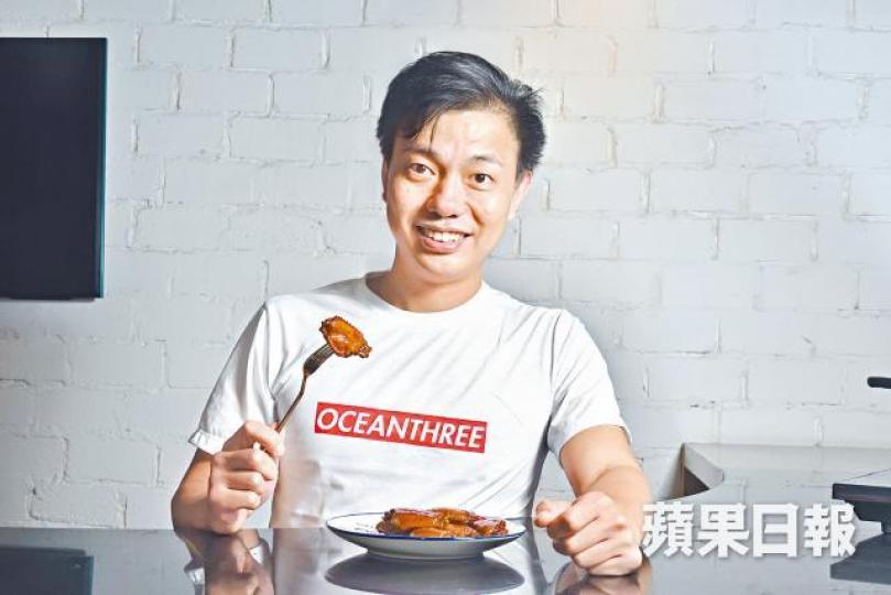 ■阿聰的創業路，一波三折亦不足形容。■Ocean Three八年前帶起平價生蠔潮流。黃偉傑攝■這款無激素泰國雞用了最新急凍技術，把肉汁鎖住。黃偉傑攝■Ocean Three賣雞後，由工廈走入街市地舖。