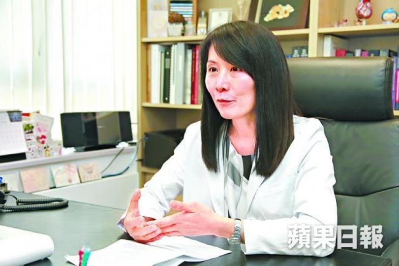 ■李麗芬醫生稱高血壓可引致腎衰竭、心血管疾病等併發症。黃文邦攝 ■李麗芬醫生稱高血壓可引致腎衰竭、心血管疾病等併發症。黃文邦攝