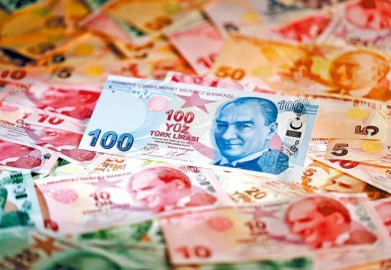 ■土耳其爆發危機，里拉今年貶值幅度已逾四成。■泰銖在97金融風暴期間，六個月內最多貶值一半。