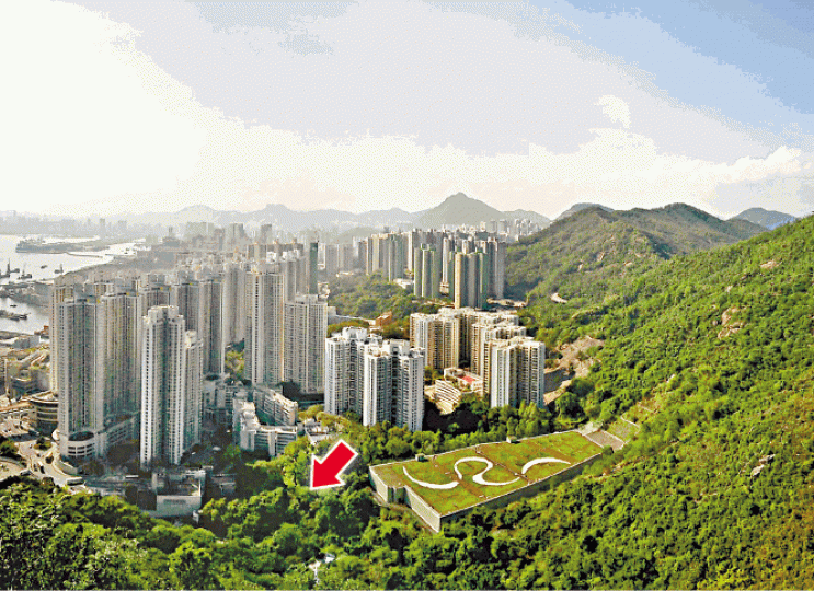 ■油塘高超道住宅地（箭嘴示）毗鄰油塘通風樓，料可提供約480個單位。