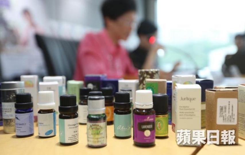 ■消委會測試30款香薰精油，發現全數含有致敏物。馬泉崇攝
