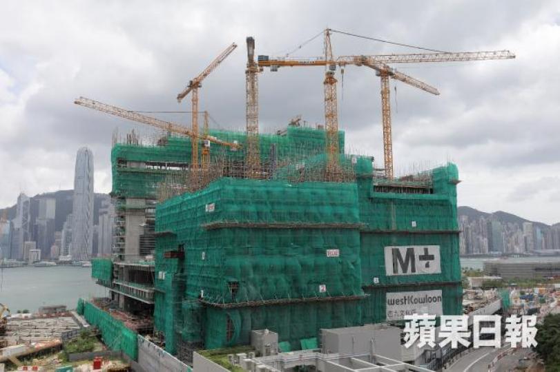 ■M+博物館工程的總承建商新昌營造因陷入財困,西九管理局前日宣佈終止與新昌合約及暫停工程。 ■M+博物館工程的總承建商新昌營造因陷入財困,西九管理局前日宣佈終止與新昌合約及暫停工程。