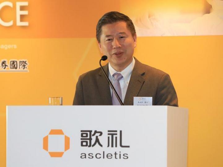 ■本月才上市的歌禮製藥已潛水近五成；圖為董事長吳勁梓。資料圖片