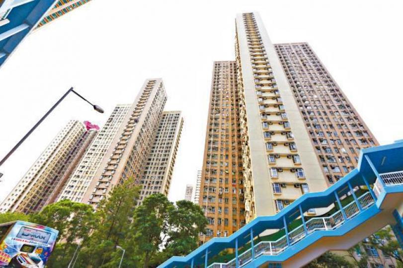 鑽石山龍蟠苑E座中層戶以低市價一成沽出。 鑽石山龍蟠苑E座中層戶以低市價一成沽出。