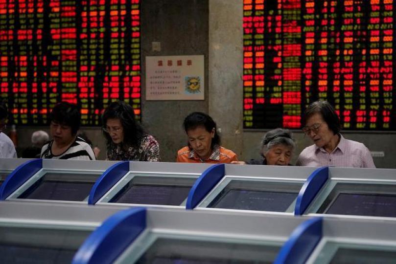 7月中美互加關稅後,滬綜指至今累跌5%。資料圖片 7月中美互加關稅後,滬綜指至今累跌5%。資料圖片