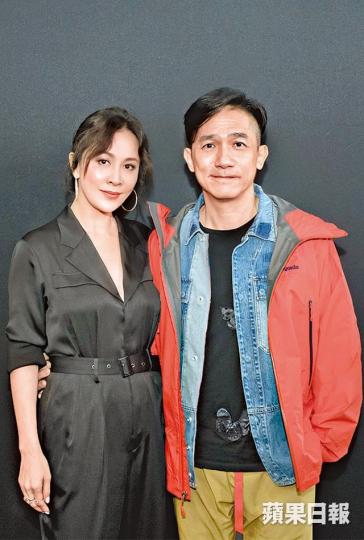 嘉玲否認代老公偉仔推劇,反而有游說他拍攝。資料圖片周迅及霍建華主演的《如懿傳》最近成為焦點,有指乾隆一角原屬意梁朝偉。劇照 嘉玲否認代老公偉仔推劇,反而有游說他拍攝。資料圖片周迅及霍建華主演的《如懿傳》最近成為焦點,有指乾隆一角原屬意梁朝偉。劇照