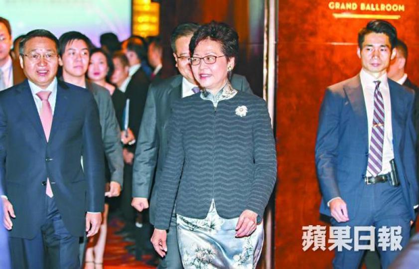 民主黨就《施政報告》與林鄭月娥會面;圖為林鄭昨出席粵港澳大灣區金融產業論壇。李家皓攝 民主黨就《施政報告》與林鄭月娥會面;圖為林鄭昨出席粵港澳大灣區金融產業論壇。李家皓攝