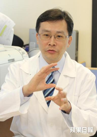 香港醫院藥劑師學會會長崔俊明指,醫院一般鼓勵出院病人或其家屬自行到藥房取藥。資料圖片 香港醫院藥劑師學會會長崔俊明指,醫院一般鼓勵出院病人或其家屬自行到藥房取藥。資料圖片