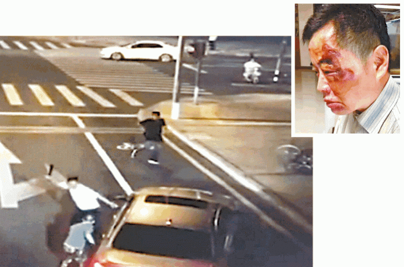監控系統拍到于海明(小圖)奪刀反殺寶馬男的過程。互聯網 監控系統拍到于海明(小圖)奪刀反殺寶馬男的過程。互聯網