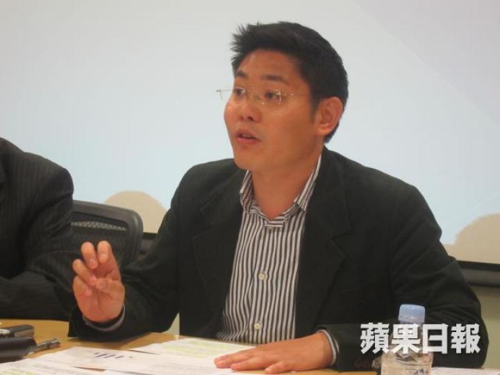 青協違法防治中心督導主任陳文浩表示,網上交友平台氾濫,結識異性約會時,對方始終以虛擬身份露面,有一定風險。資料圖片 青協違法防治中心督導主任陳文浩表示,網上交友平台氾濫,結識異性約會時,對方始終以虛擬身份露面,有一定風險。資料圖片