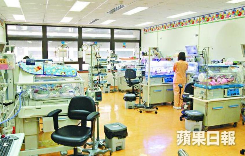 女嬰送院後一直留醫屯院新生嬰兒深切治療部。資料圖片 女嬰送院後一直留醫屯院新生嬰兒深切治療部。資料圖片
