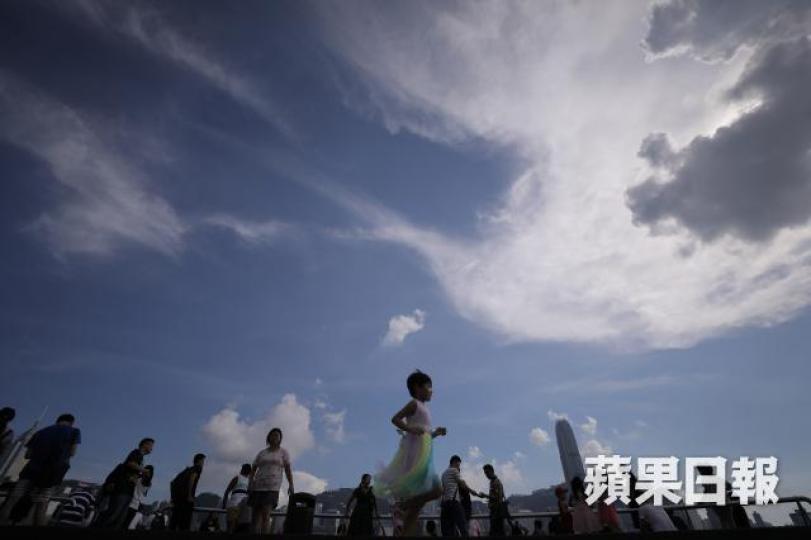 天文台今年錄得香港有紀錄以來最多雲量的8月份,而日照時間也是有紀錄以來最短的一個月。資料圖片 天文台今年錄得香港有紀錄以來最多雲量的8月份,而日照時間也是有紀錄以來最短的一個月。資料圖片