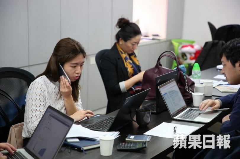 專家估計,當工作環境溫度超出攝氏26度,每超出1度GDP便會下降1%。 資料圖片 專家估計,當工作環境溫度超出攝氏26度,每超出1度GDP便會下降1%。 資料圖片