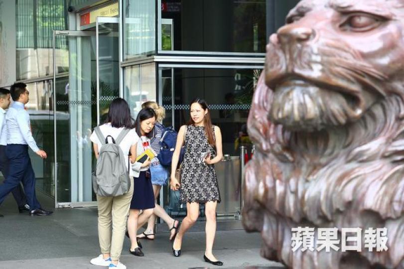 滙控現價差唔多係15、16個月低位,股息有成6厘,值得分段入貨。 資料圖片 滙控現價差唔多係15、16個月低位,股息有成6厘,值得分段入貨。 資料圖片