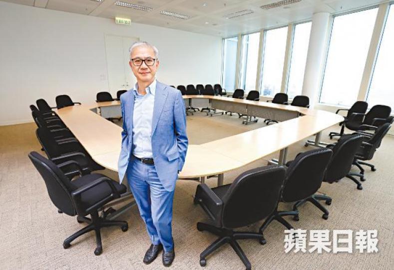 李令翔當年就是在金管局這間「北房」與雷曼受害者會面。 李令翔當年就是在金管局這間「北房」與雷曼受害者會面。