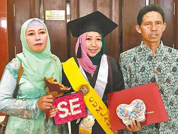 Erwiana日前大學畢業，稱前僱主羅允彤仍未支付分毫賠償。羅允彤