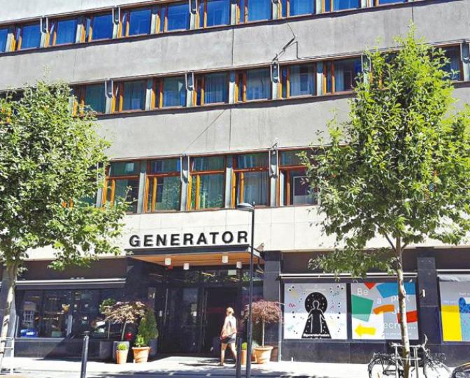 涉事旅館Generator Hostel規定要早上才可辦入住手續。 涉事旅館Generator Hostel規定要早上才可辦入住手續。