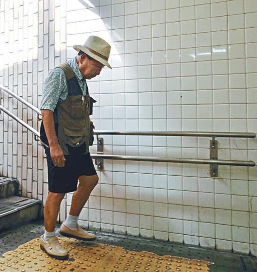 袴田巖出獄後回到靜岡縣生活。袴田巖的人生充滿起伏,但乍看與一般八旬老翁無異。 袴田巖出獄後回到靜岡縣生活。袴田巖的人生充滿起伏,但乍看與一般八旬老翁無異。