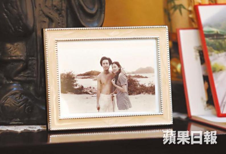 蔡志明及其太太李惠莉年輕時的合照。 蔡志明及其太太李惠莉年輕時的合照。
