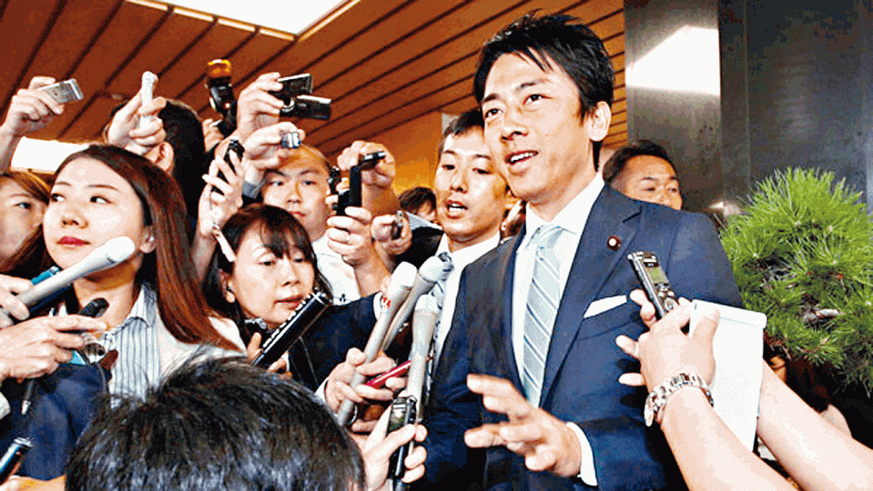 小泉進次郎投票後才公開投票意向。 小泉進次郎投票後才公開投票意向。