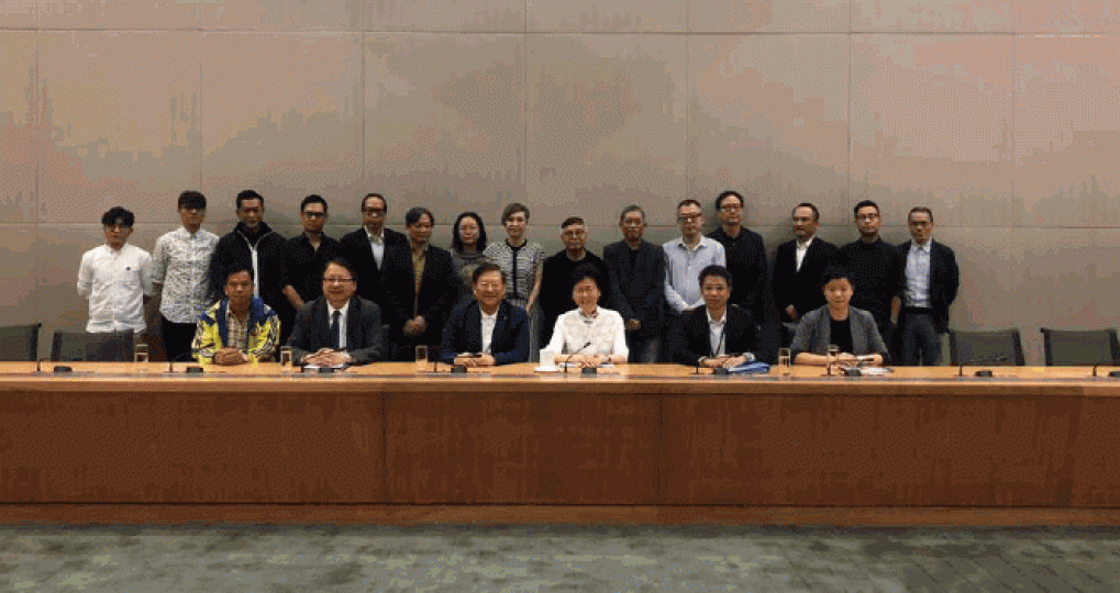 電影業界昨與特首林鄭月娥會面並提出業界訴求。 電影業界昨與特首林鄭月娥會面並提出業界訴求。